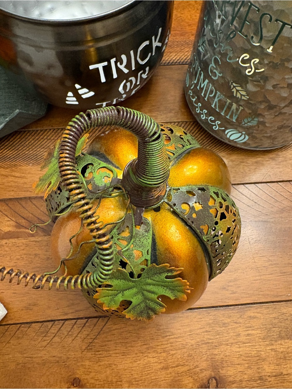 Vintage Autumn Metal Pumpkin Accent